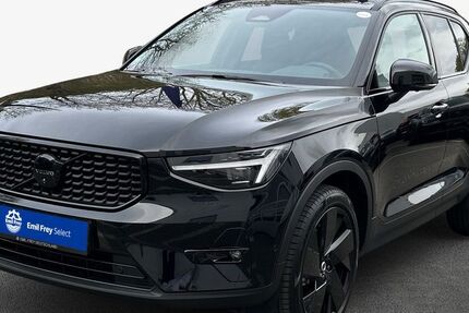 Volvo XC40 14.352 km 36.480 &euro; Nürnberg 90471