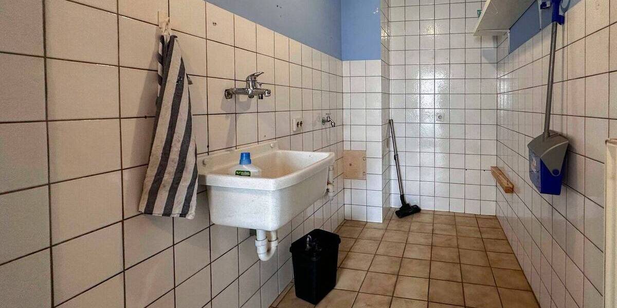 Einfamilienhaus Wilhermsdorf - 6 Zimmer, 220 m&sup2;, 235.000&euro; | Angebot:26528154