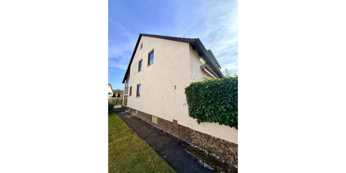 Einfamilienhaus Altdorf bei Nürnberg Röthenbach - 8 Zimmer, 232 m&sup2;, 595.900&euro; | Angebot:26141256