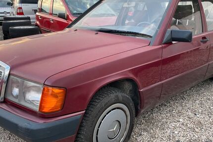 Mercedes-Benz 190 216.000 km 1.800 &euro; Nürnberg 90427
