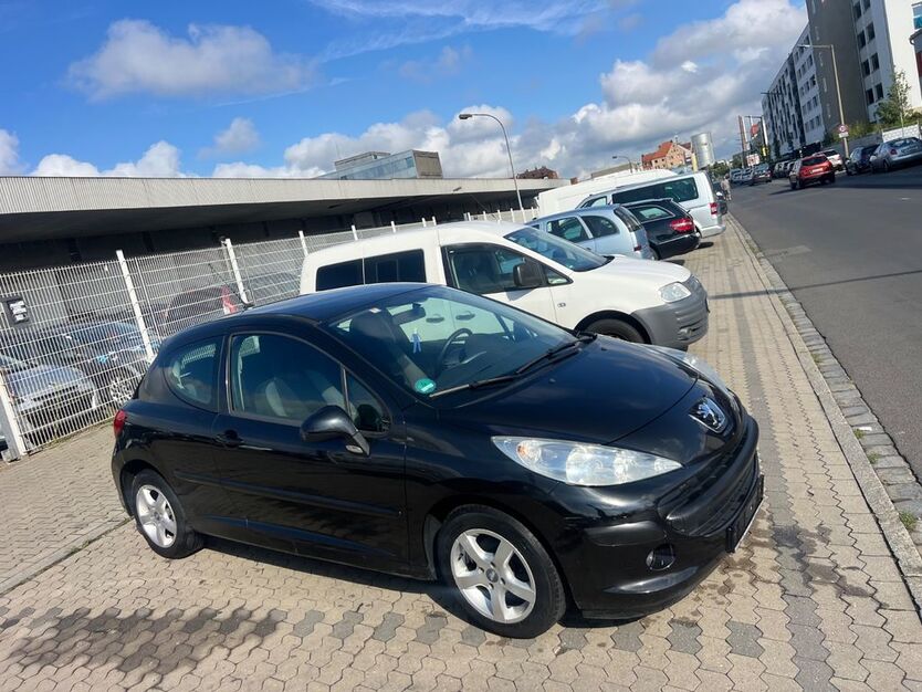Peugeot 207 181.344 km 999 € Nürnberg 90439