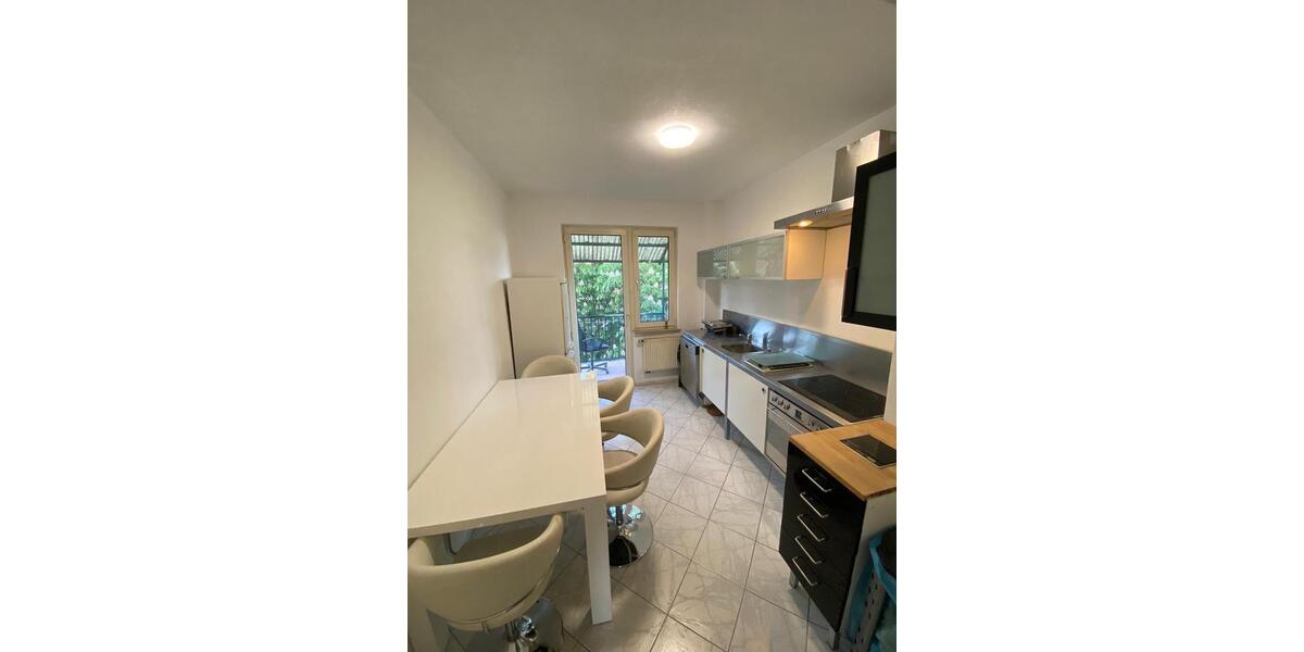 Etagenwohnung Nürnberg Gleißhammer - 6 Zimmer, 115 m&sup2;, 1.250&euro; | Angebot:26405827