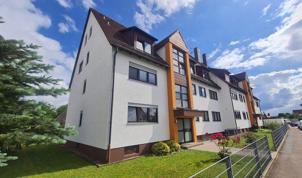 Etagenwohnung Rednitzhembach - 3 Zimmer, 83 m&sup2;, 199.900&euro; | Angebot:25664521
