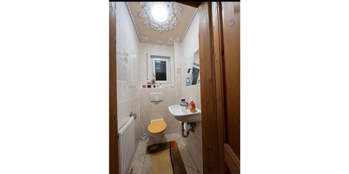 Reihenhaus Nürnberg Gebersdorf - 6.5 Zimmer, 146 m&sup2;, 620.000&euro; | Angebot:26874933