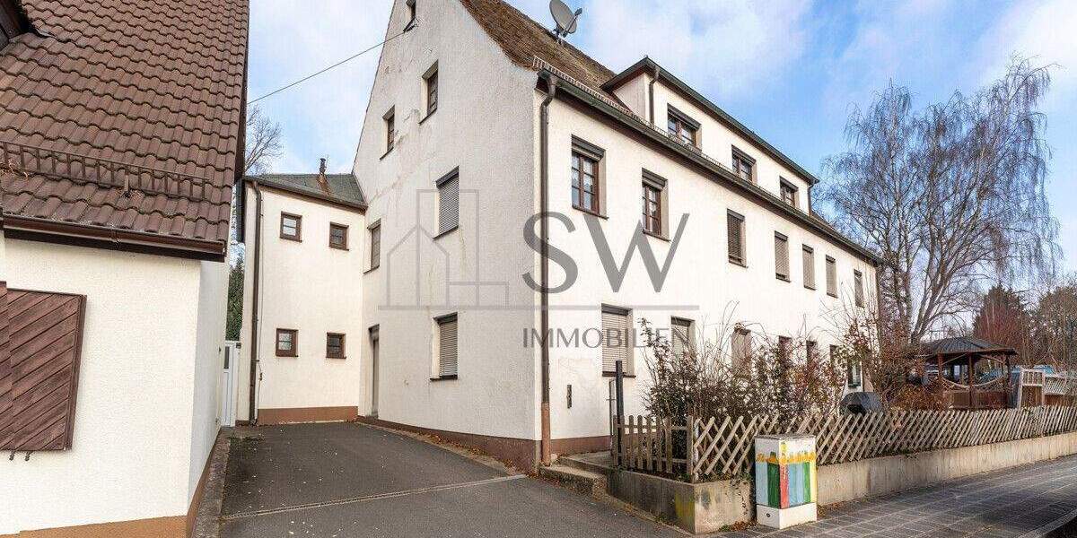 Mehrfamilienhaus, Wohnhaus Fürth Unterfarrnbach - 1 Zimmer, 407 m&sup2;, 990.000&euro; | Angebot:25685837