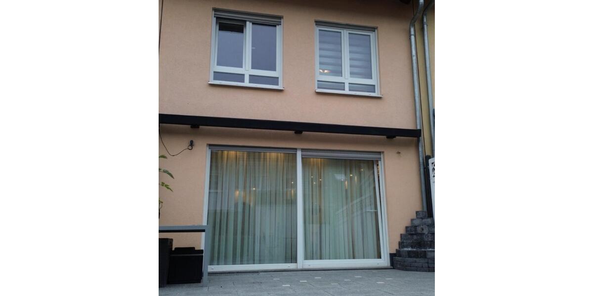 Reihenmittelhaus zum Verkauf Nbg. Katzwang inkl. 2. Stellplätze 5 zimmer