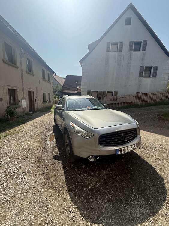 INFINITI FX 170.000 km 12.500 € Neuhof an der Zenn 90616