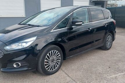 Ford S-Max 213.500 km 11.400 € Nürnberg 90408