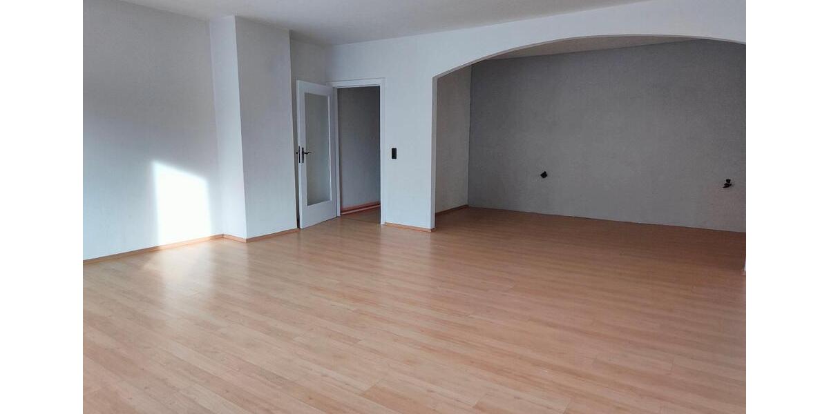 Etagenwohnung Nürnberg Hasenbuck - 1.5 Zimmer, 57 m&sup2;, 660&euro; | Angebot:27616454
