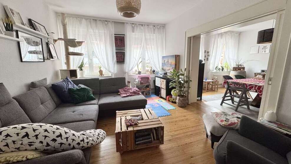 Wohnung zum Mieten in Nürnberg 1.160 € 91 m² 4 zimmer