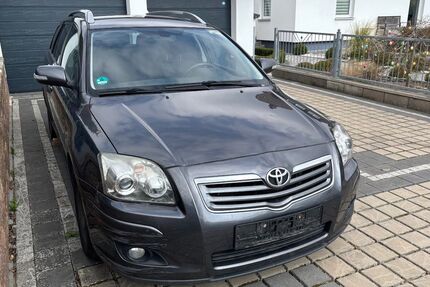 Toyota Avensis 236.700 km 2.550 € Hemhofen 91334