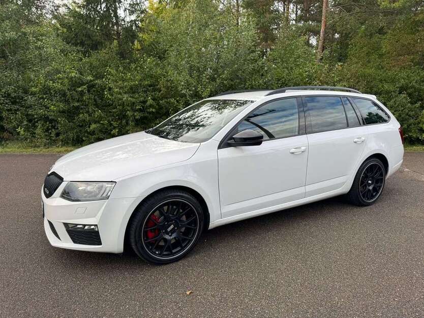 Skoda Octavia 224.000 km 10.699 € Schwanstetten 90596
