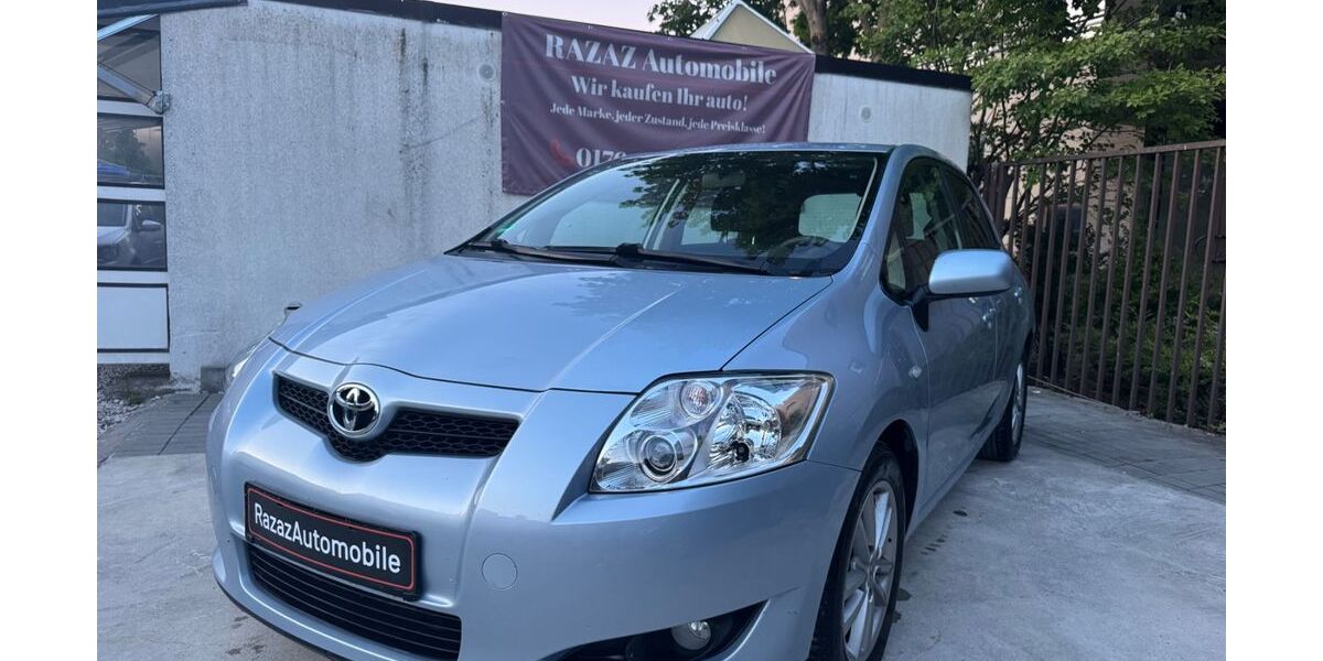 Toyota Auris 100.000 km 4.490 &euro; Fürth 90763