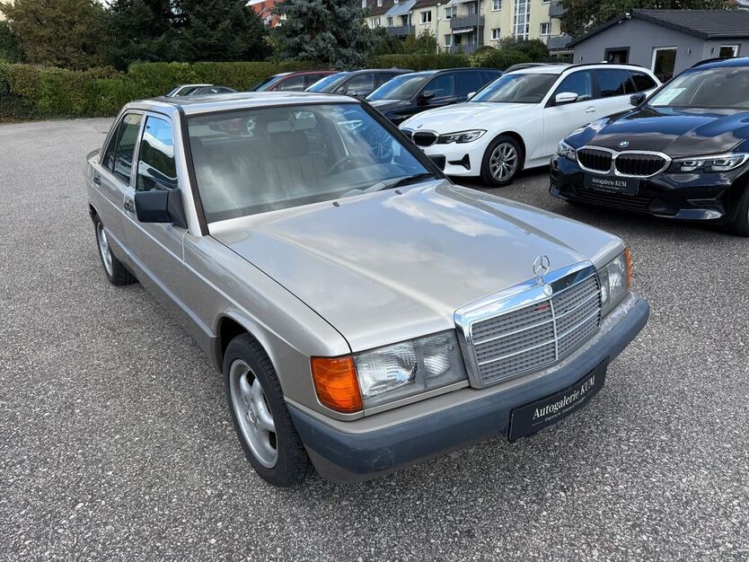 Mercedes-Benz 190 136.000 km 5.950 € Fuerth 90763