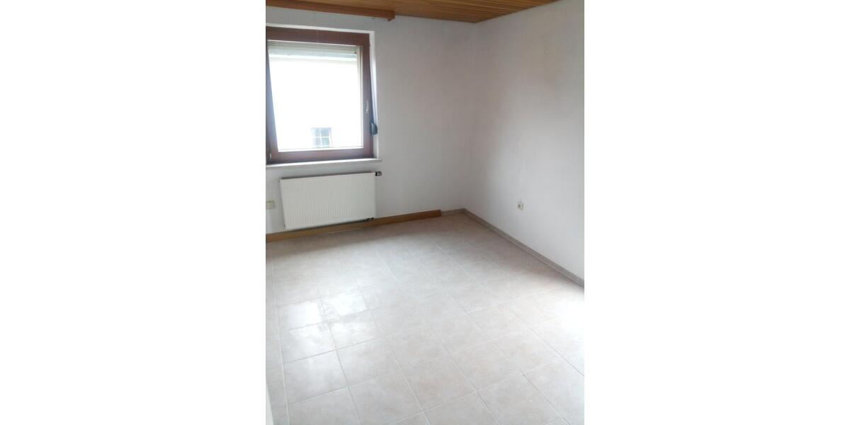 Etagenwohnung Forchheim - 3 Zimmer, 84 m&sup2;, 880&euro; | Angebot:27606219