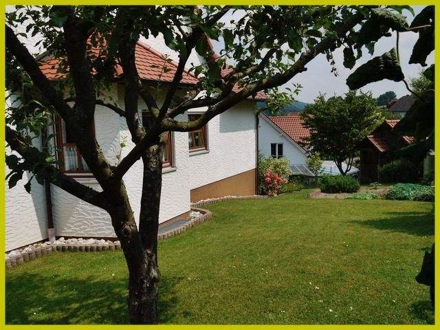 Gepflegtes & sonniges Haus mit viel Platz und schöner Aussicht! 4 zimmer