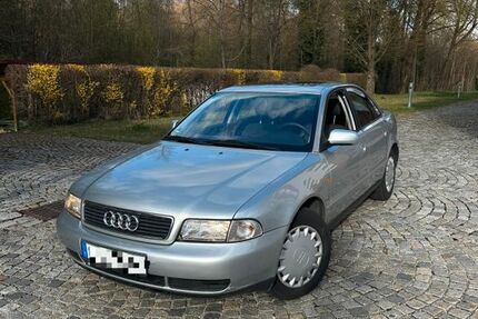 Audi A4 128.049 km 3.000 &euro; Nürnberg 90475
