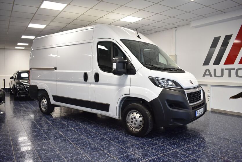 Peugeot Boxer 68.664 km 22.760 € Nürnberg 90431