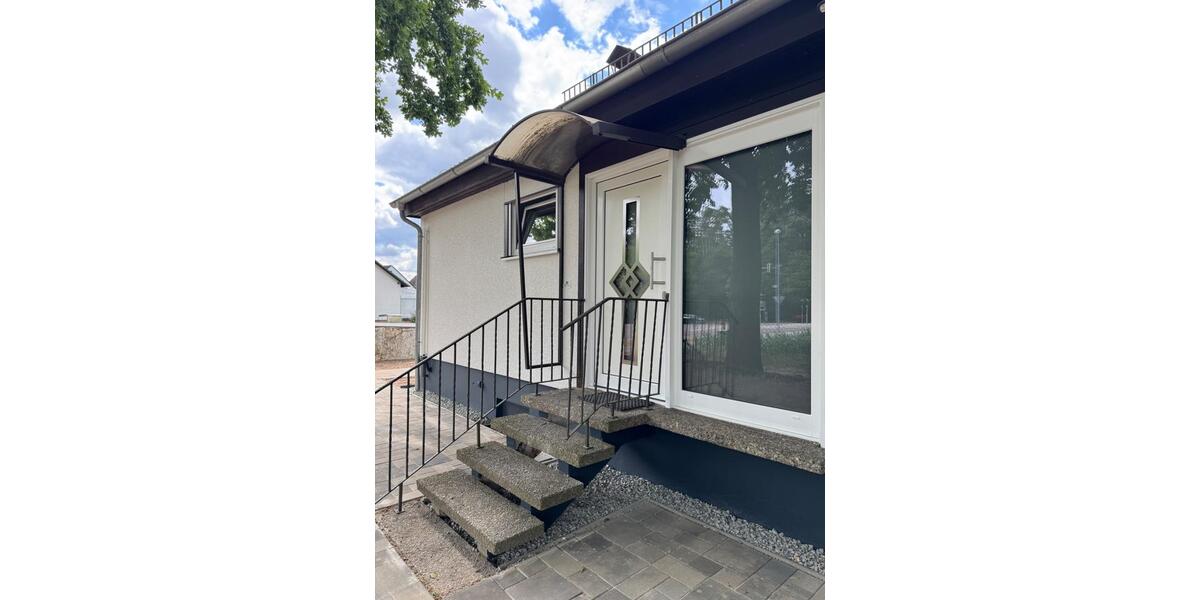 Bungalow Schwabach - 6 Zimmer, 130 m&sup2;, 1.750&euro; | Angebot:27614212