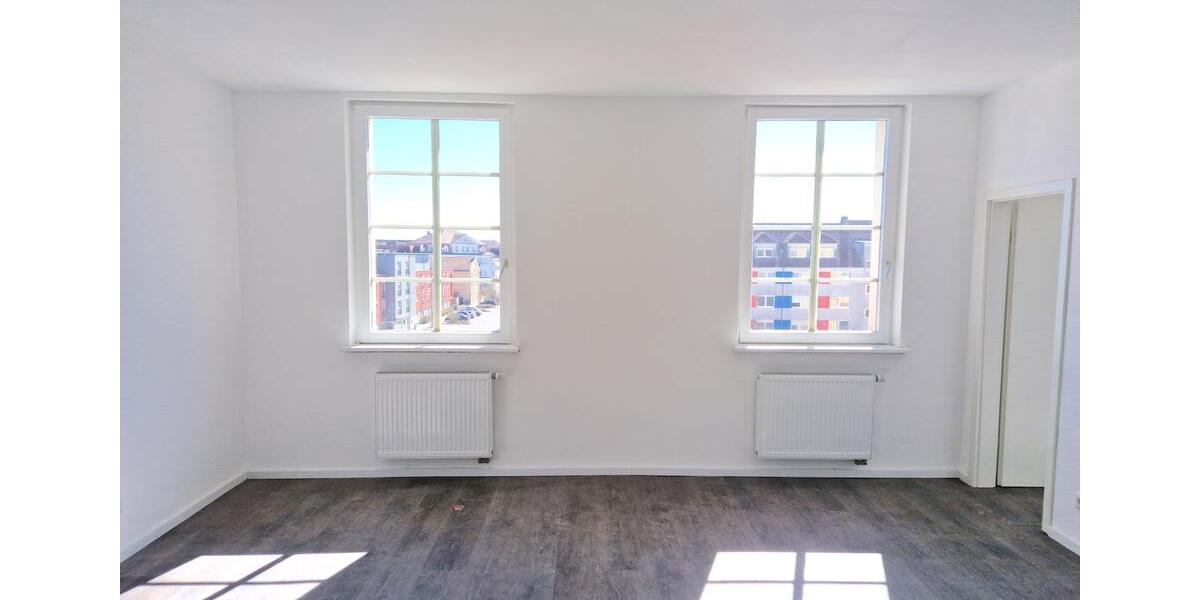 Top Zustand - Frisch renovierte 2-Zimmer-Altbauwohnung in Fürth zimmer