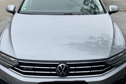 VW Passat Variant