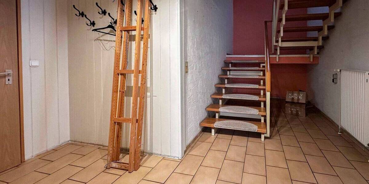 Einfamilienhaus Wilhermsdorf - 6 Zimmer, 220 m&sup2;, 235.000&euro; | Angebot:26528154