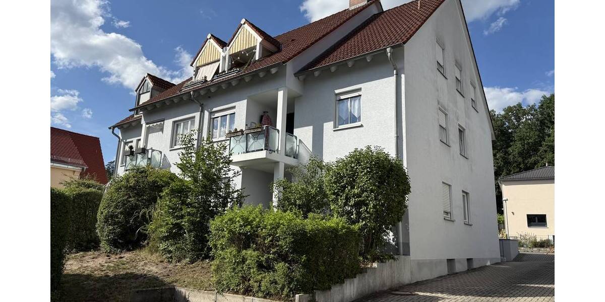 RESERVIERT - 3-Zimmer-Eigentumswohnung mit KFZ-Stellplatz 3 zimmer