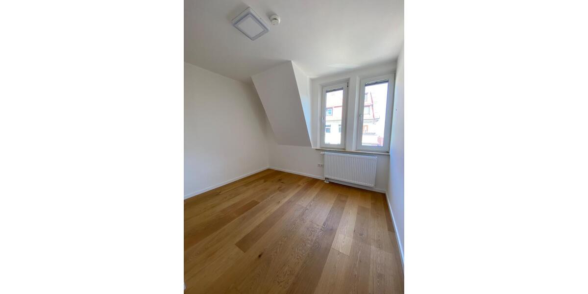 Maisonettenwohnung Nürnberg Eberhardshof - 3 Zimmer, 98 m&sup2;, 1.300&euro; | Angebot:26312148