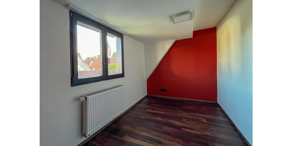 Überwiegend saniertes Doppelhaus in ruhiger Lage! - Doppelhaus Neuendettelsau 10809571180 | Angebot:26364269