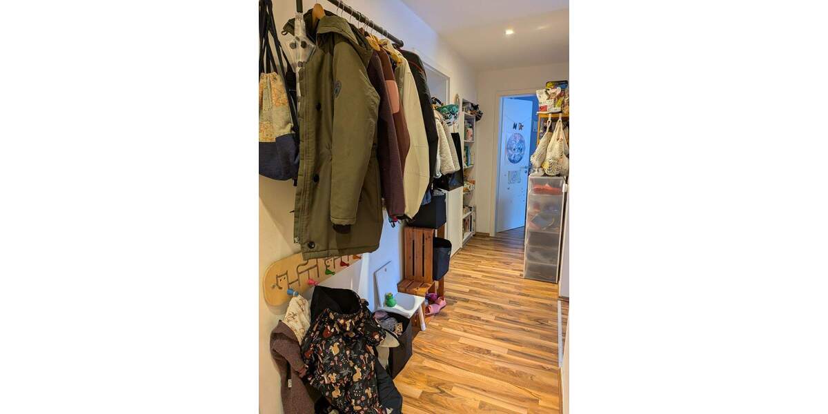 Großzügige 3 Zimmer Wohnung mit Balkon in Zerzabelshof-komplett saniert 3 zimmer