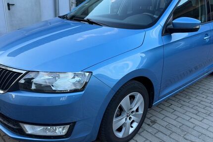Skoda Rapid 76.000 km 8.990 &euro; Roth 91154