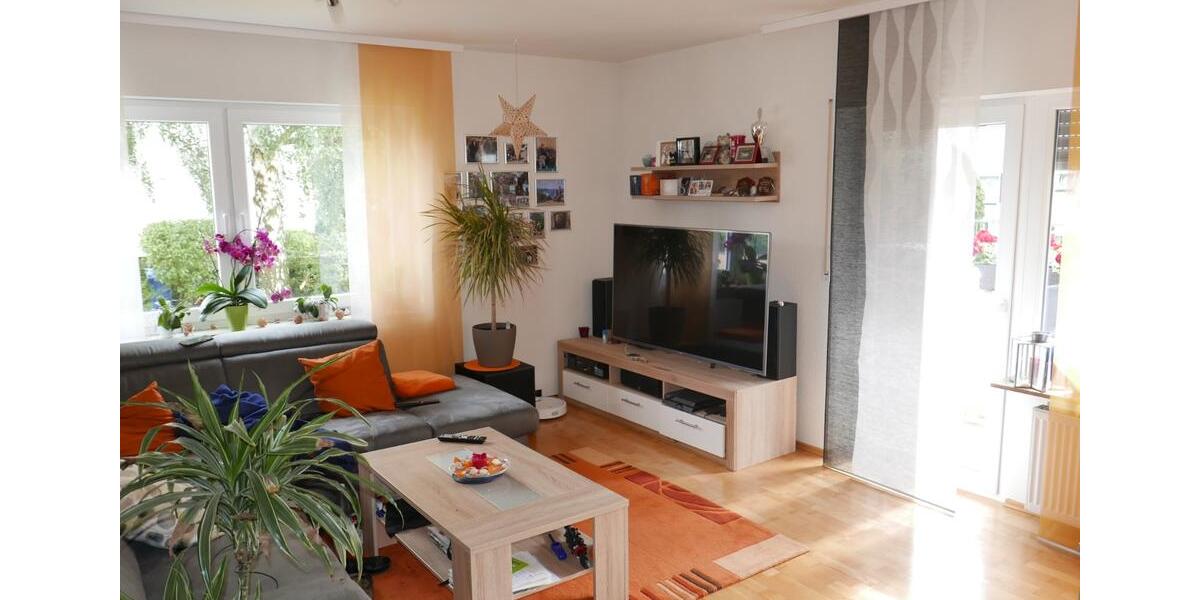 Etagenwohnung Fürth Bislohe - 3 Zimmer, 74 m&sup2;, 950&euro; | Angebot:25655381