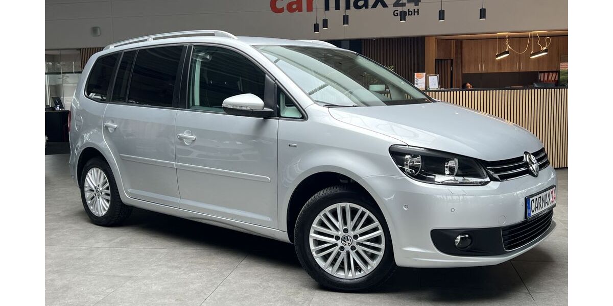 VW Touran 160.351 km 8.440 &euro; Cadolzburg bei Nürnberg 90556