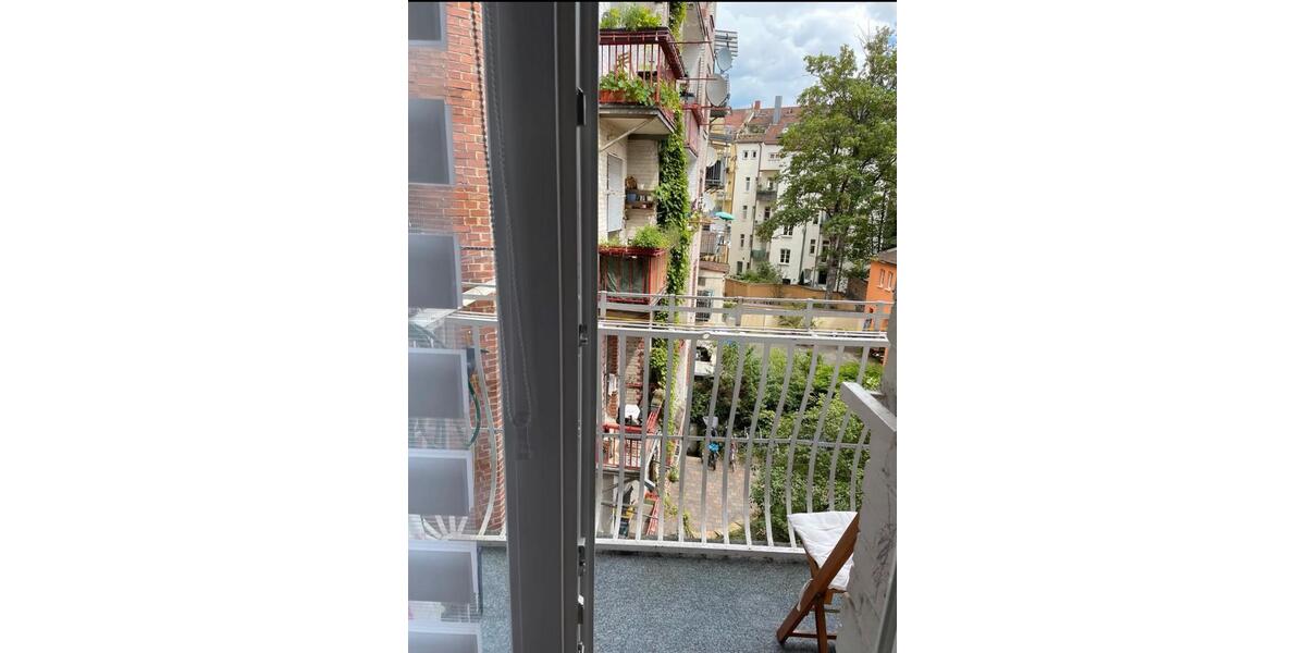 Etagenwohnung Nürnberg Gleißhammer - 3 Zimmer, 84 m&sup2;, 1.350&euro; | Angebot:27570690