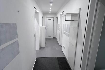 3 Zimmer Wohnung 74 m2 mit Balkon teilmöbliert + Einbauküche 3 zimmer