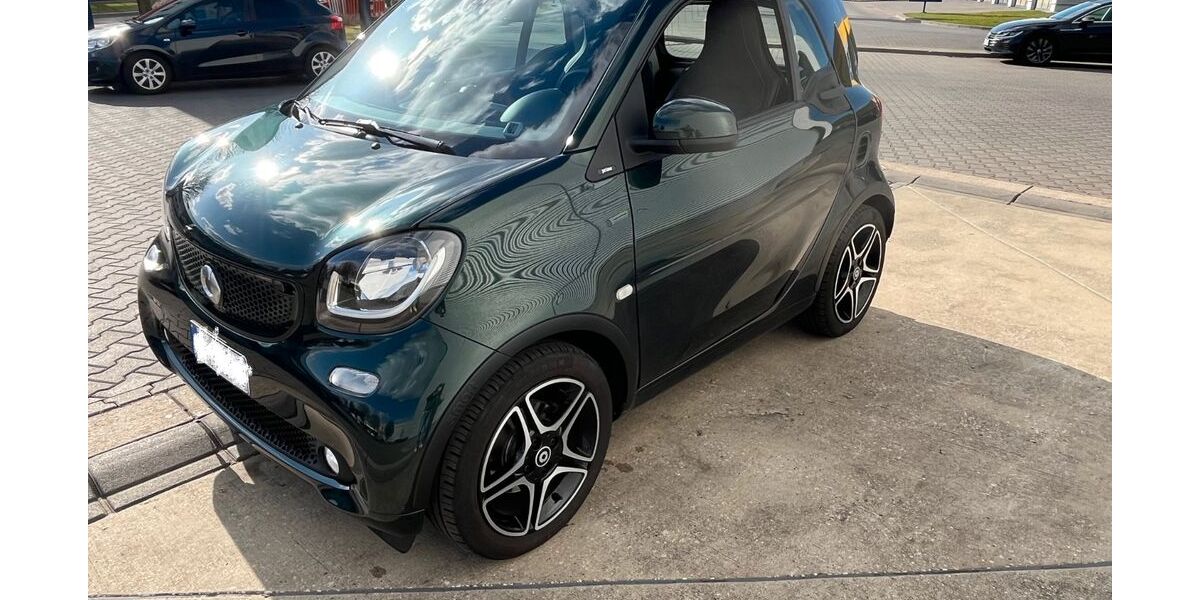 Smart ForTwo 61.200 km 14.900 &euro; Nürnberg 90443