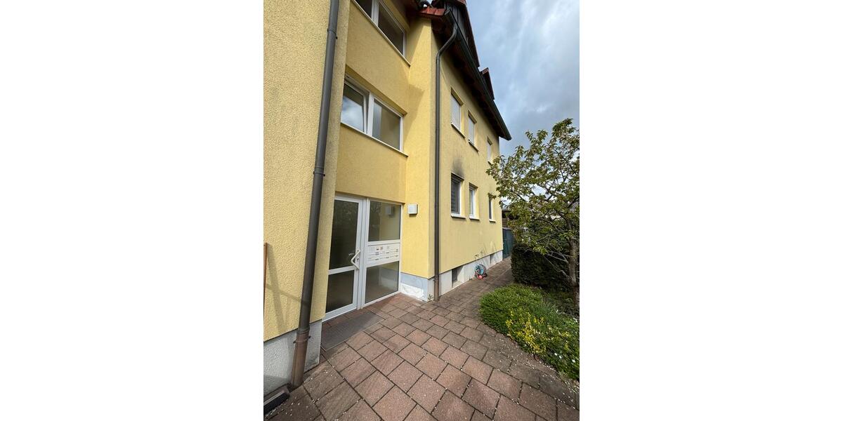 Erdgeschoßwohnung Fürth Eigenes Heim - 3 Zimmer, 76 m&sup2;, 1.350&euro; | Angebot:27595702