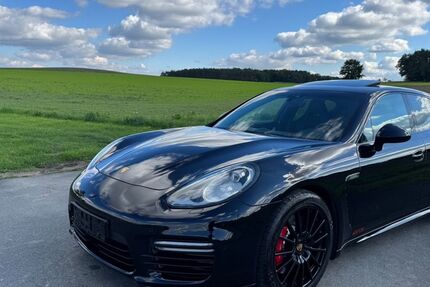 Porsche Panamera 60.000 km 52.700 &euro; Fürth 90765