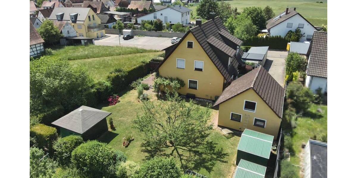 Doppelhaushälfte Heroldsbach - 4 Zimmer, 93 m&sup2;, 447.000&euro; | Angebot:26909635