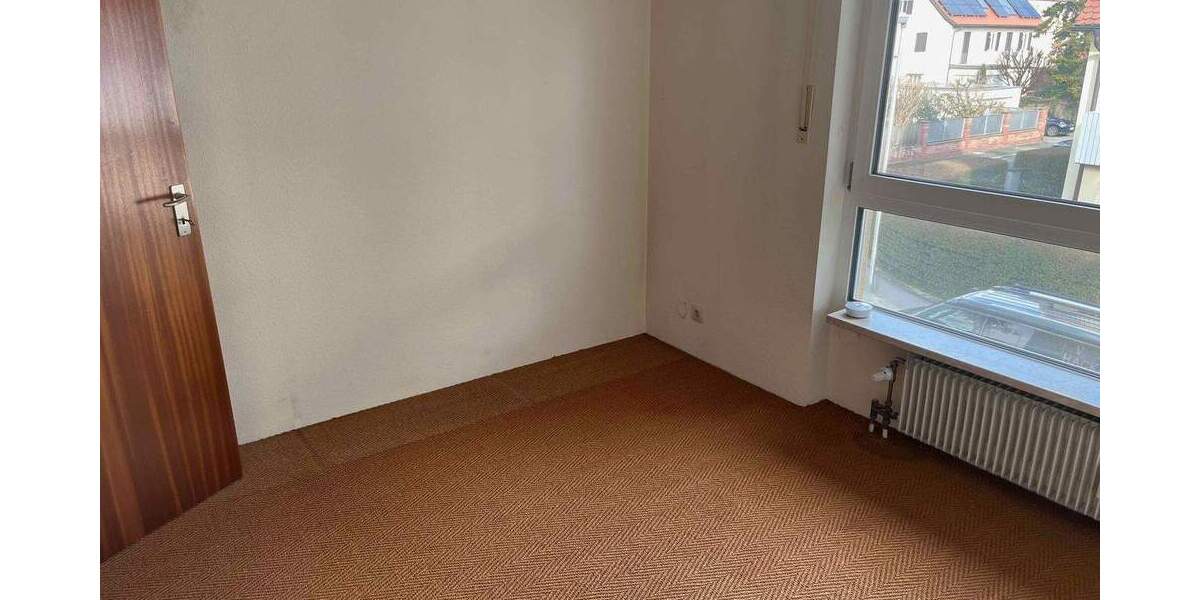 Etagenwohnung Nürnberg Zerzabelshof - 4 Zimmer, 115 m&sup2;, 1.350&euro; | Angebot:25770489