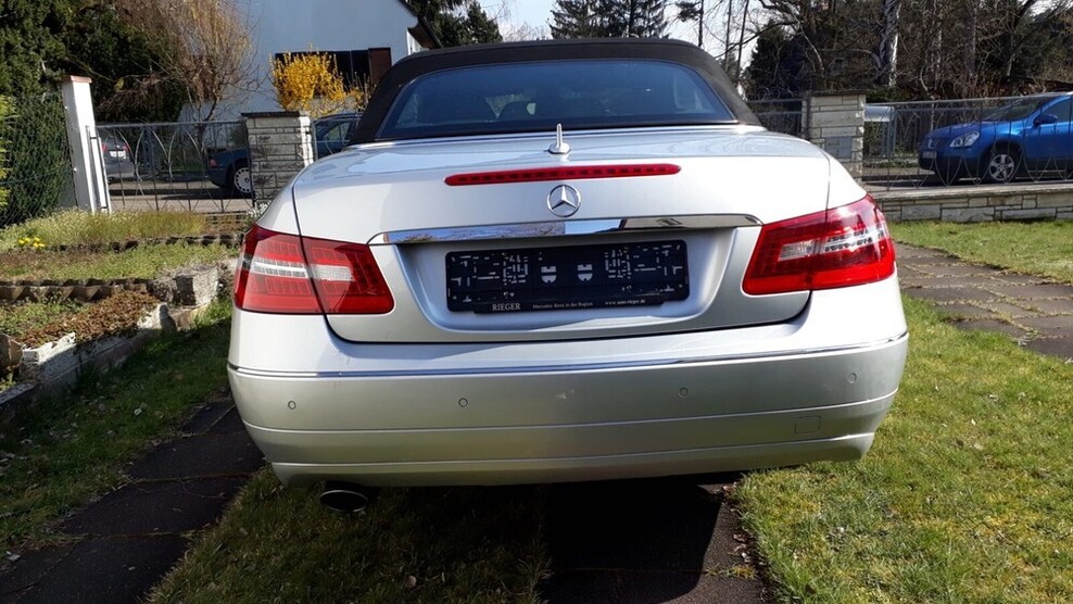 E 200