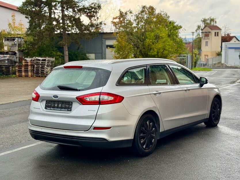 Ford Mondeo 243.000 km 4.350 € Langensendelbach 91094