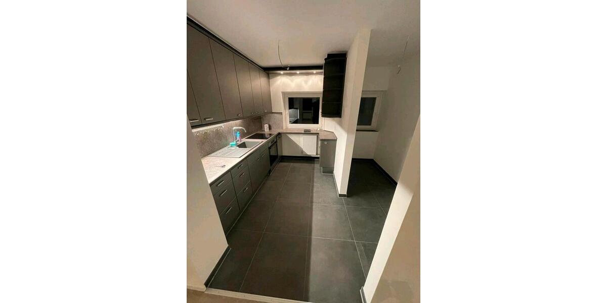 Etagenwohnung Nürnberg Langwasser - 2 Zimmer, 65 m&sup2;, 880&euro; | Angebot:25793602