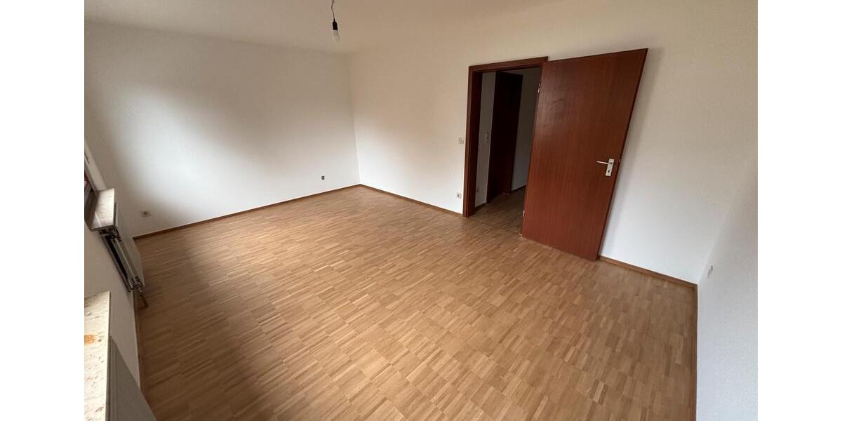 Reihenhaus Nürnberg Holzheim - 6 Zimmer, 120 m&sup2;, 1.700&euro; | Angebot:25895295