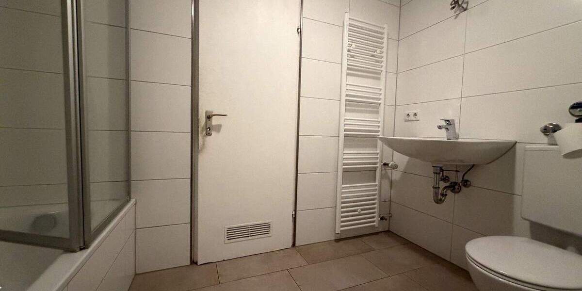 Etagenwohnung Erlangen Erlangen-Süd - 3 Zimmer, 87 m&sup2;, 1.150&euro; | Angebot:25771731