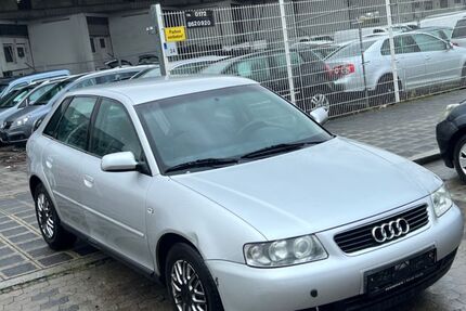 Audi A3 196.491 km 699 € Nürnberg 90439