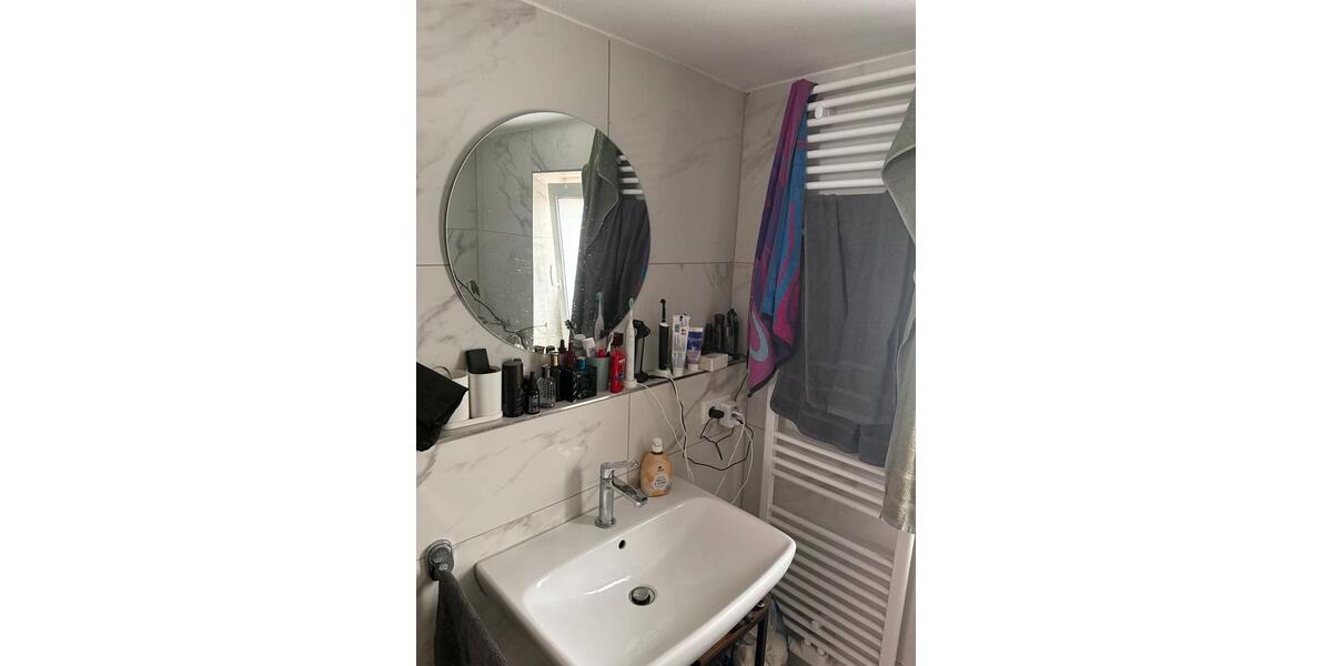 Einfamilienhaus Uttenreuth - 7 Zimmer, 181 m&sup2;, 1.999&euro; | Angebot:27614404