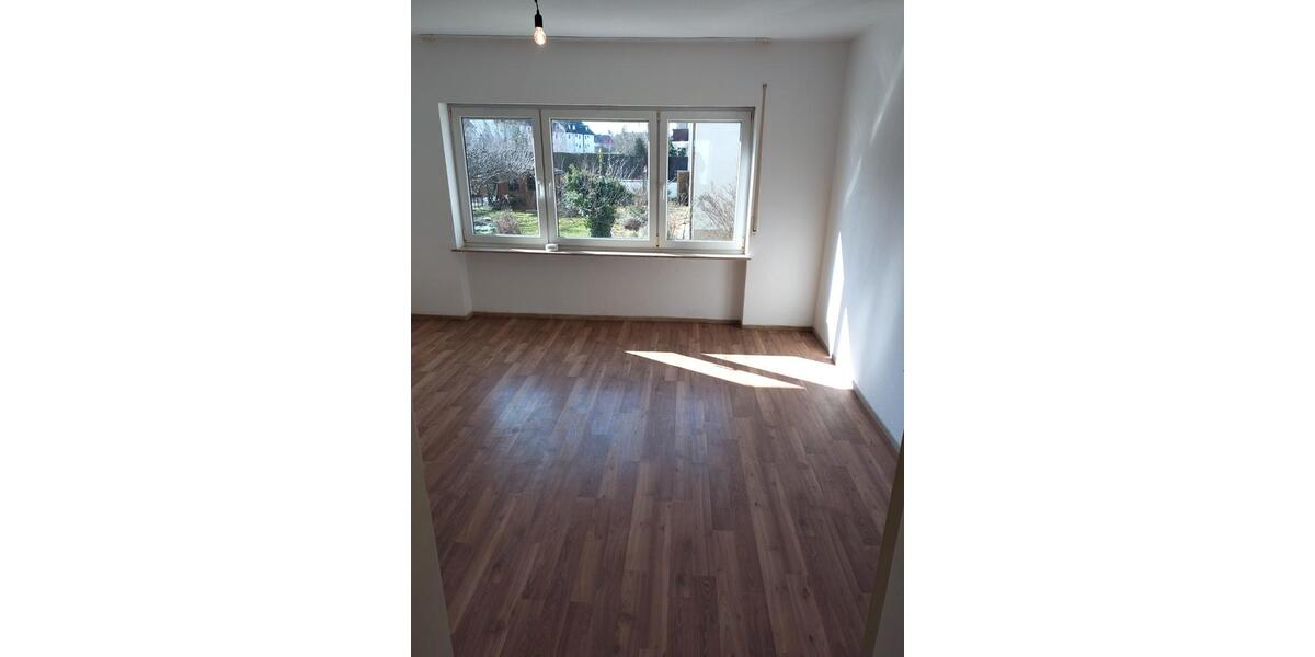 Hochparterre Hersbruck - 3 Zimmer, 78 m&sup2;, 780&euro; | Angebot:26420361