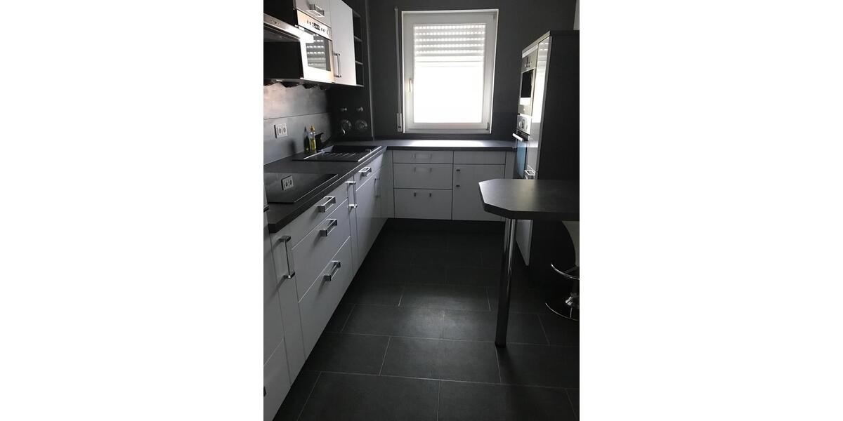 2 Zimmer Wohnung zu vermieten -ZENTRALE LAGE in Lauf zimmer