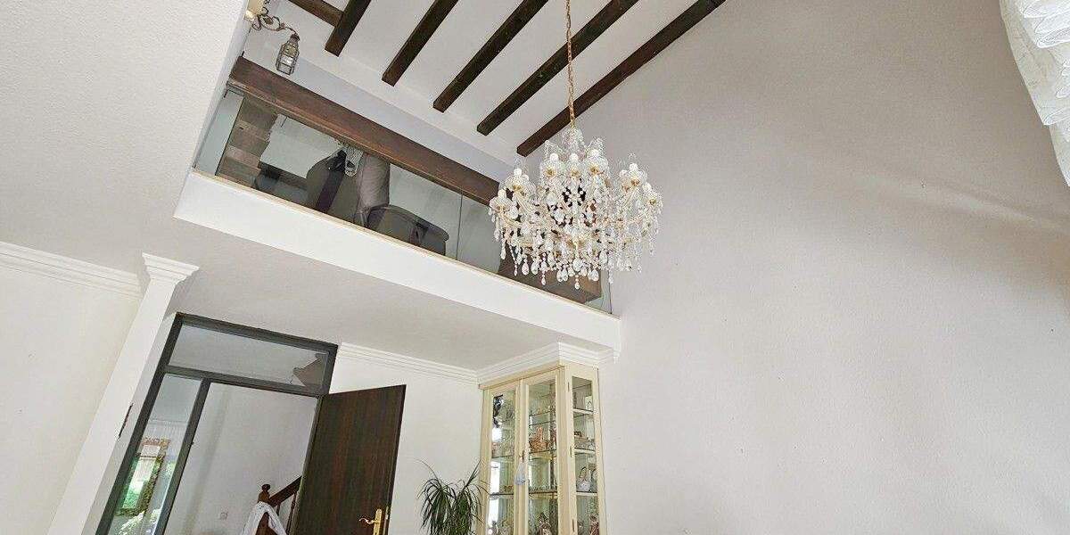 TOP WOHNLAGE-Nürnberg-Weiherhaus! Doppelhaushälfte mit Terrasse, Garten und Garage! 4 zimmer